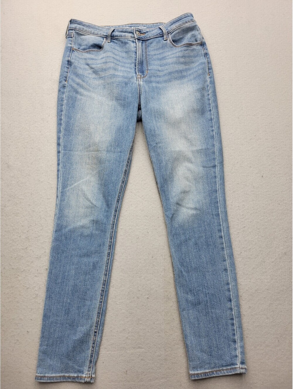 Old Navy Women's Jeans Size 12 Blue Skinny Light Wash Denim Mid Rise